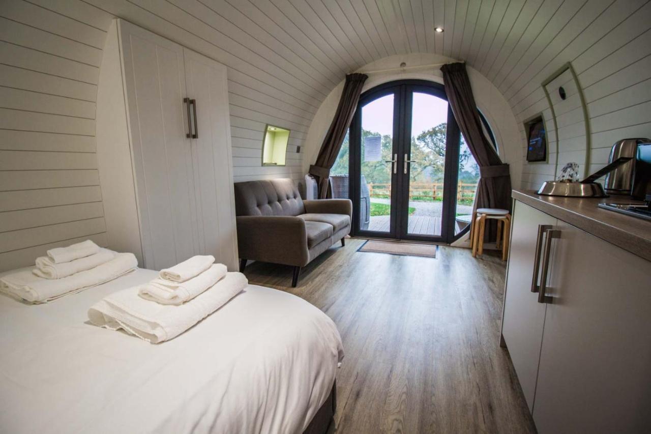 High Oaks Grange - Glamping Hotel Pickering Ngoại thất bức ảnh