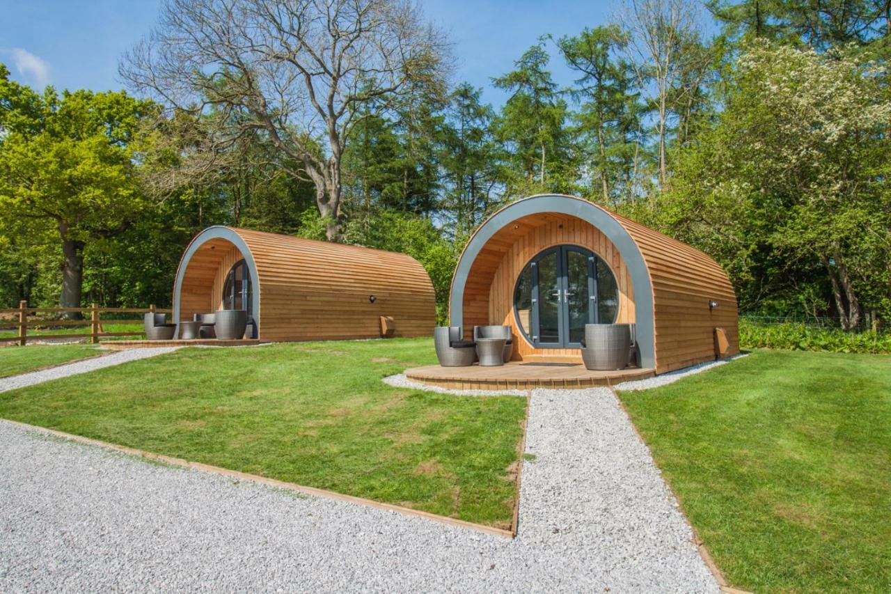 High Oaks Grange - Glamping Hotel Pickering Ngoại thất bức ảnh